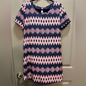 Myan Size Medium Polyester Short Sleeve Dress EUC